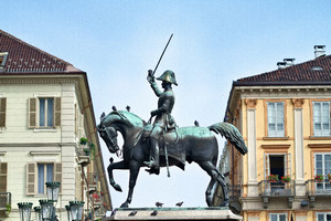 Carlo Marocchetti, Monumento a Carlo Alberto (dettaglio della statuta di Carlo Alberto a cavallo), 1856-1860. Fotografia di Mattia Boero, 2010. © MuseoTorino. 