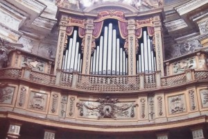 Chiesa di Santa Croce. Organo