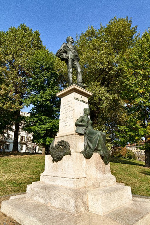 Monumento a Carlo Nicolis di Robilant