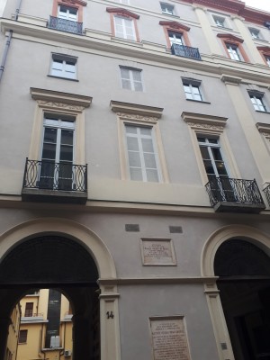 Trompe l'oeil in via Lagrange 14