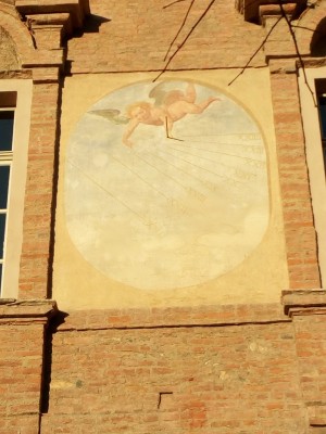 Orologio solare, Castello del Valentino. Fotografia del 2020