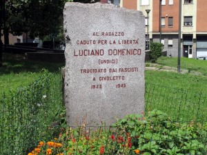 Lapide dedicata a Luciano Domenico