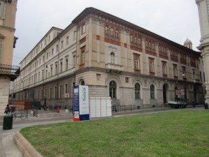 Palazzo Campana. Vista dalla piazza Carlo Alberto. Fotografia di Andrea Bruno jr.. © MuseoTorino