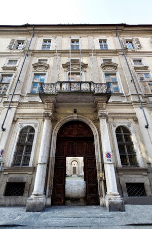 Palazzo Cavour