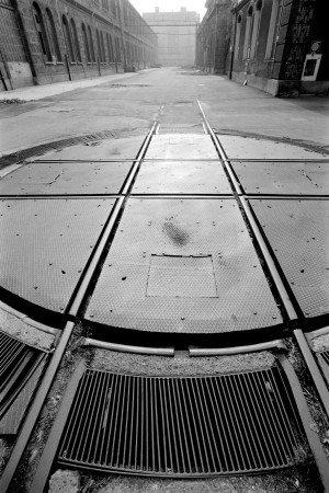 OGR. Piattaforma girevole per lo smistamento dei Carri, anni ’80-’90. Fotografia Pier Paolo Viola. © Museo Ferroviario Piemontese per MuseoTorino