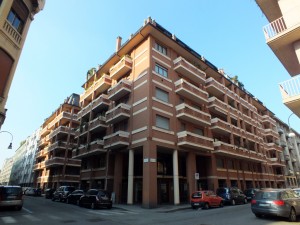 Edificio residenziale sull'area della fabbrica Allason e industria di conserve alimentari