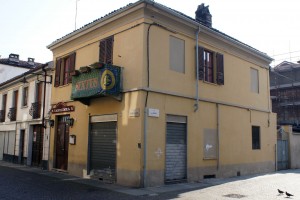 Casa di abitazione via San Benigno 8 via Maddalene 42bis