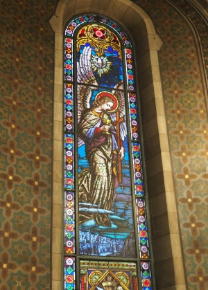 Interno della Chiesa dei Santi Vincenzo de’ Paoli e Antonio Abate. Fotografia di Maria Paola Soffiantino, 2018