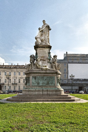 Giovanni Duprè, Monumento a Camillo Benso Conte di Cavour, 1865-1873. Fotografia di Mattia Boero, 2010. © MuseoTorino. 