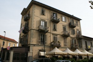 Casa di abitazione via Sordevolo 2 angolo corso Novara