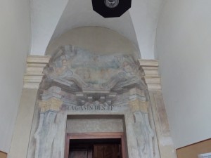 Chiesa di Santa Croce. Refettorio, porta di accesso