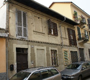Casa di abitazione via Candelo 14