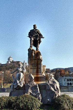 Odoardo Tabacchi, Monumento a Giuseppe Garibaldi (4), 1887. Fotografia di Mattia Boero, 2010. © MuseoTorino. 