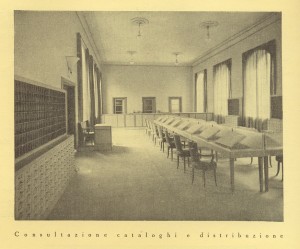 Biblioteca civica Centrale, sala consultazione cataloghi e distribuzione, 1929. Biblioteca civica Centrale © Biblioteche civiche torinesi