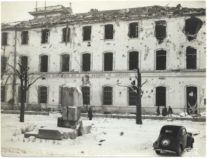 Scuola Elementare “Madonna di Campagna”, Viale Madonna di Campagna. Effetti prodotti dai bombardamenti dell'incursione aerea dell'8-9 dicembre 1942. UPA 2821D_9D01-25. © Archivio Storico della Città di Torino