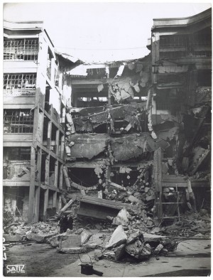 Via Nizza. Stabilimento FIAT Lingotto. Effetti prodotti dai bombardamenti dell'incursione aerea del 30 novembre 1942. UPA 2466D_9C03-25. © Archivio Storico della Città di Torino