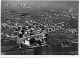 
1956, Villaggio Santa Caterina, tra Lucento e Vallette © Istoreto
 
