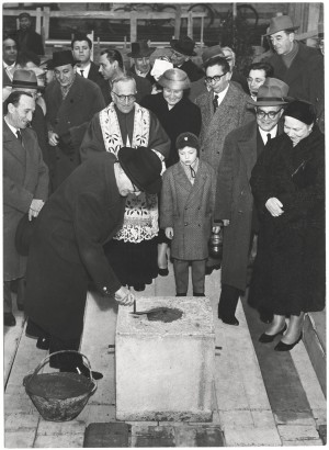 Posa della prima pietra del nuovo edificio della Biblioteca civica, 11 gennaio 1958. Biblioteca civica Centrale © Biblioteche civiche torinesi