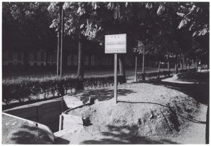 s.l., esterno di un Ricovero Pubblico di Protezione Antiaerea “Trincea per n. 24 persone”. UPA 9F01-44. © Archivio Storico della Città di Torino
