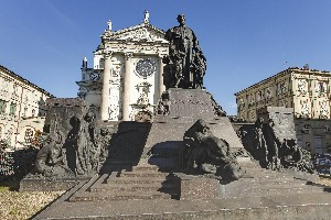 Monumento a San Giovanni Bosco