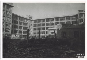 Via Nizza 148, Officine RIV (Soc. An.), Officine di Villar Perosa. Effetti prodotti dall'incursione aerea dell'8 novembre 1943. UPA 4114_9E04-04. © Archivio Storico della Città di Torino/Archivio Storico Vigili del Fuoco