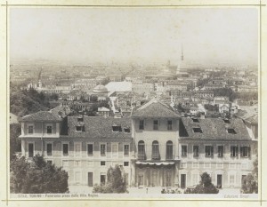 Istituto Nazionale per le Figlie dei Militari Italiani a Villa della Regina. Fotografia Brogi. © Archivio Storico della Città di Torino.