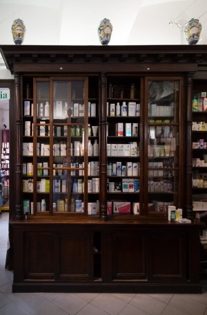 Farmacia della Rocca, particolare dell'arredo, 2017 © Archivio Storico della Città di Torino 