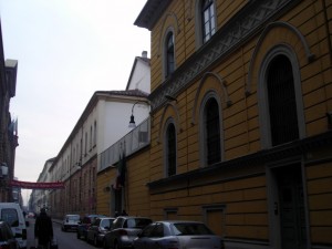 Complesso di Santa Croce da via Giolitti, sede del Dipartimento della Polizia di Stato-Autocentro di Polizia di Torino. Fotografia di Silvia Bertelli
