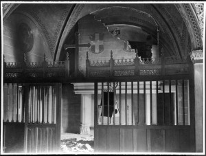 Borgo medievale, cappella della Rocca, effetti dei bombardamenti. Fondazione Torino Musei, Archivio fotografico. © Fondazione Torino Musei