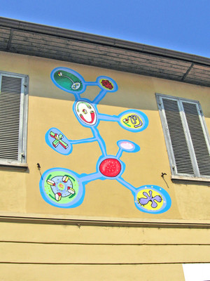 Enrico De Paris, Senza titolo, 2000, opera murale per MAU Museo Arte Urbana, via Rocciamelone 7. Fotografia di Alessandro Vivanti, 2011