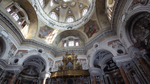 Interno della chiesa di San Lorenzo. Fotografia di Paolo Mussat e Paolo Pellion, 2010. © MuseoTorino.