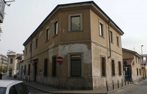 Casa di abitazione via Bologna 90 angolo via Sordevolo