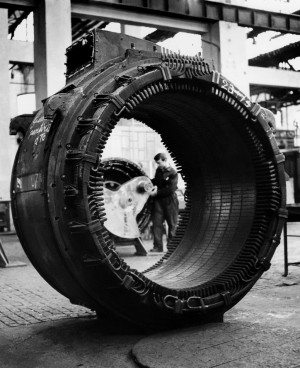 OGR. Fasi della Grande Riparazione di Locomotore trifase E.43, 1992. Collezione Claudio Pedrazzini. © Museo Ferroviario Piemontese per MuseoTorino