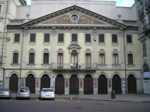 Teatro Alfieri Piazza Solferino 2. Fotografia di Daniele Trivella, 2013