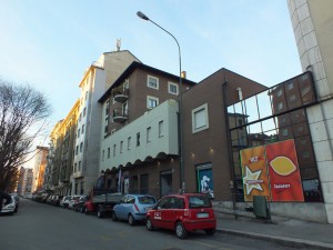 Edificio in strada del Fortino 28, già cinema teatro Fortino