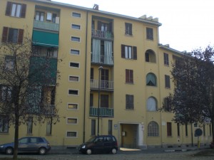 24° quartiere IACP, vie Maddalene, Leoncavallo