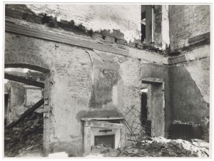 Palazzo già Costa della Trinità, Via San Francesco Da Paola, 17. Effetti prodotti dell'incursione aerea dell'8-9 dicembre 1942. UPA 3002_9D02-18. © Archivio Storico della Città di Torino