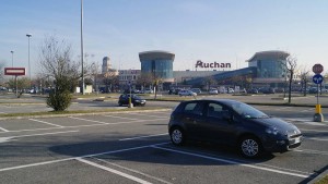 Ex SNIA Viscosa, centro commerciale Auchan (torretta osservatorio in abbandono). Fotografia di Luca Davico 2015