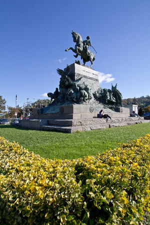 Monumento ad Amedeo di Savoia duca d'Aosta