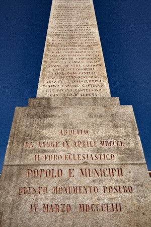 Luigi Quarenghi, Obelisco alle leggi Siccardi (iscrizione), 1853. Fotografia di Mattia Boero, 2010. © MuseoTorino