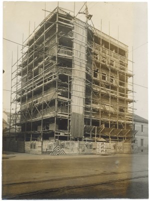 Edificio di corso Giulio Cesare 97 bis in costruzione, 1940. ASCT, Progetti edilizi, 1940_39 II cat. © Archivio Storico della Città
