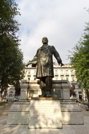 Monumento a Giovanni Battista Bottero