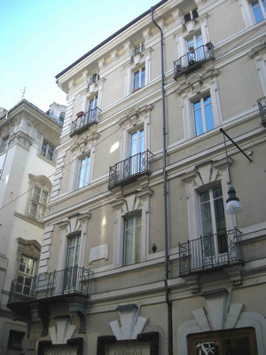 Lapide dedicata a san Leonardo Murialdo