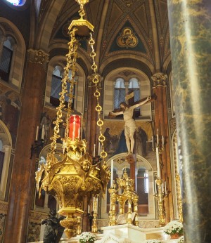 Interno della Chiesa dei Santi Vincenzo de’ Paoli e Antonio Abate. Fotografia di Maria Paola Soffiantino, 2018