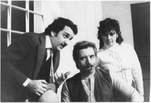 Mario Brusa, Gipo Farassino e Clara Droetto durante una scena dello spettacolo.
