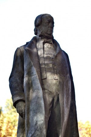 Monumento a Federico Sclopis