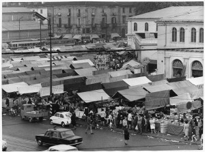 Mercato di Porta Palazzo © Archivio Storico della Città di Torino (ASCT, Fototeca, 11B12_100)