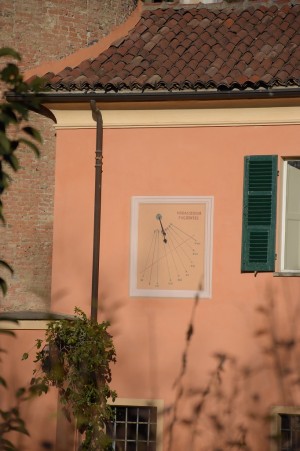 Orologio solare, Villa Matilde, già Villa Magri, già Vigna La Margherita