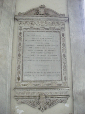 Lapide dedicata all’unione del Piemonte con le Province di Toscana, Modena, Parma e Piacenza. Fotografia di Elena Francisetti, 2010. © MuseoTorino