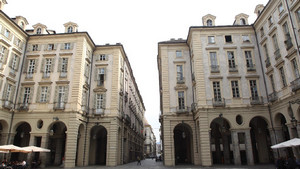 Piazza Palazzo di Città. Fotografia di Paolo Mussat Sartor e Paolo Pellion di Persano, 2010. © MuseoTorino